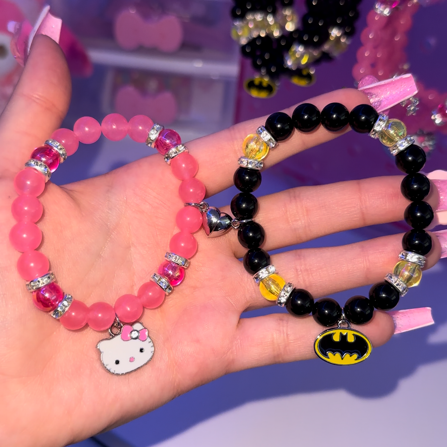 Bonitas pulseras de gatito y Batman (disponibles en conjunto o individualmente)